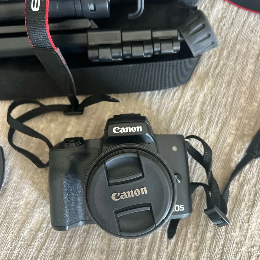 Canon EOS M50 Camera